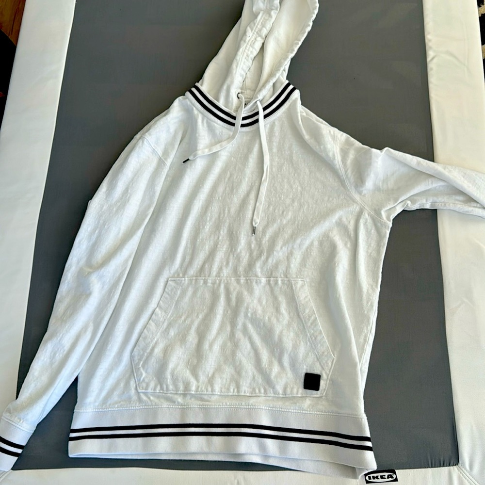 American Eagle White hoodie